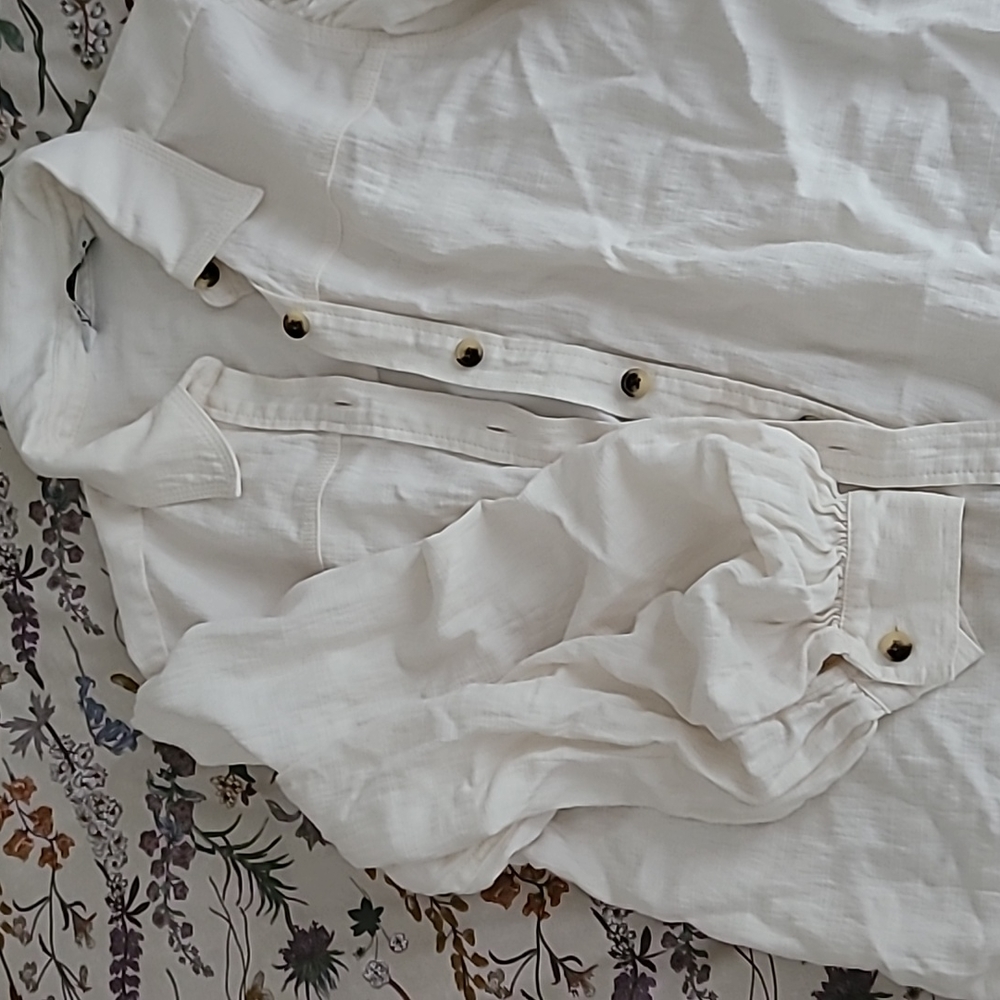 Zara puffy sleeve blouse off white / ivory size XS
